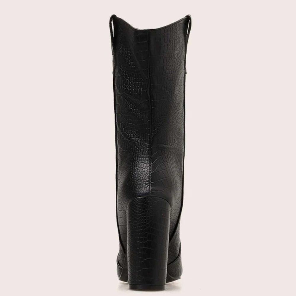 Point Toe Boots - Picture 5 of 7